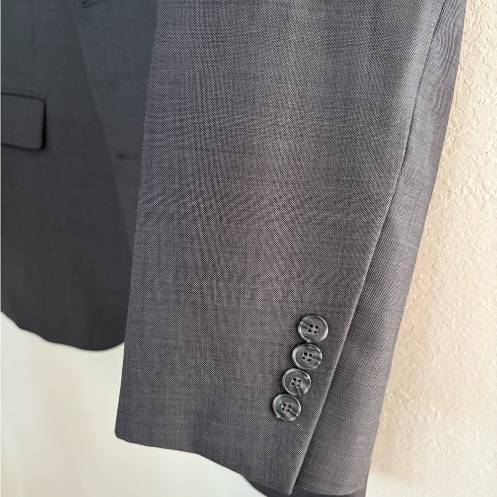Jos. A. Bank Charcoal Men's Suit - Picture 6 of 8